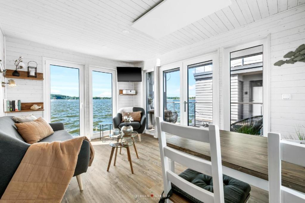 Hausboot Gluecksmomente Mit Dachterrasse In Schleswig Am Ostseefjord Schlei Exterior foto